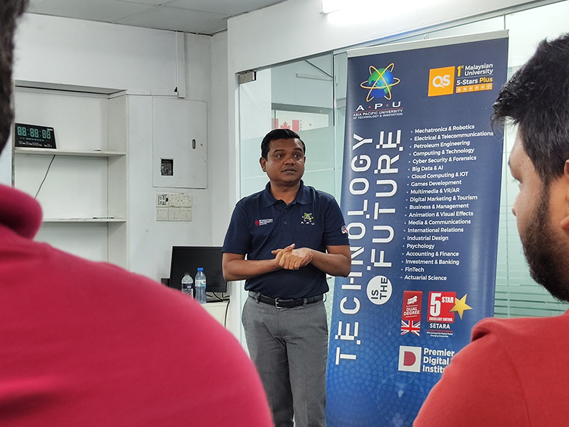 Student advisory session for studying in Malaysia